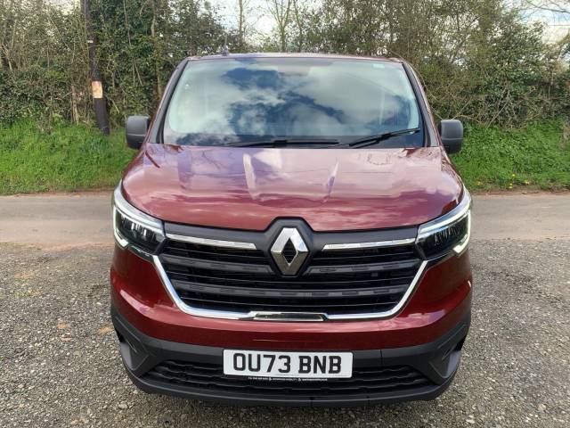 2023 Renault Trafic 2.0 SL28 Blue dCi 110 Business WHEELCHAIR ACCESSIBLE VEHICLE 4 SEATS