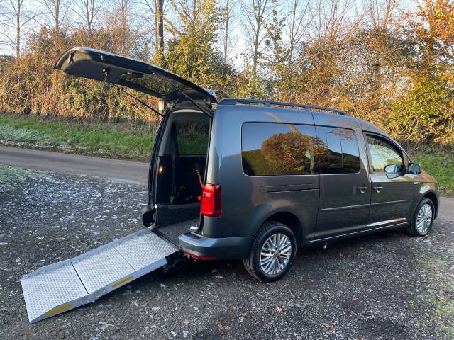 Volkswagen Caddy Maxi Life 2.0 TDI 5dr DSG AUTOMATIC WHEELCHAIR ACCESSIBLE VEHICLE 5 SEATS Wheelchair Adapted Diesel Grey