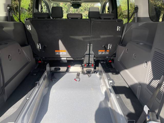 2019 Ford Grand Tourneo Connect 1.5 EcoBlue 120 Titanium 5dr WHEELCHAIR ACCESSIBLE VEHICLE 5 SEATS