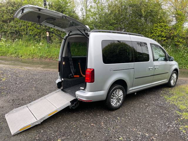 Volkswagen Caddy Maxi Life 2.0 TDI 5dr WHEELCHAIR ACCESSIBLE VEHICLE 5 SEATS Wheelchair Adapted Diesel Silver