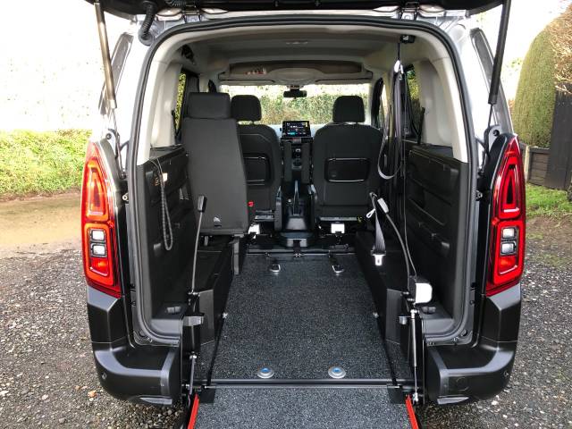 2024 Citroen Berlingo 1.5 BlueHDi 100 Feel M 5dr WHEELCHAIR ACCESSIBLE VEHICLE 3 SEATS