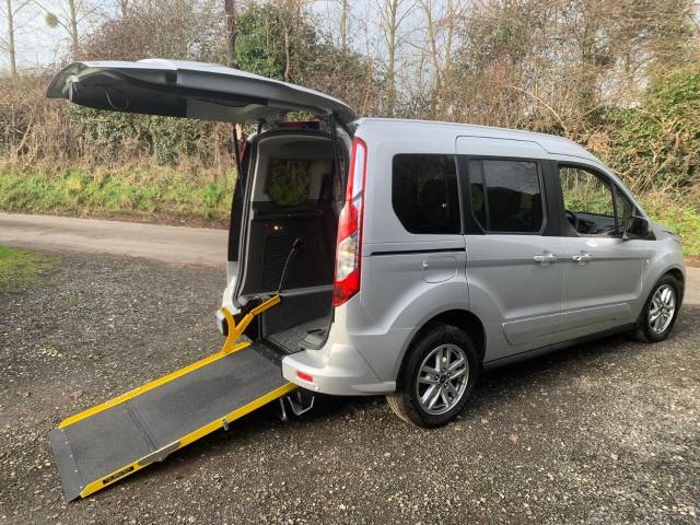 Ford Tourneo Connect 1.5 EcoBlue 120 Titanium 5dr AUTOMATIC WHEELCHAIR ACCESSIBLE VEHICLE Wheelchair Adapted Diesel Silver