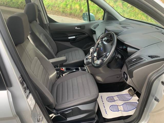 2021 Ford Tourneo Connect 1.5 EcoBlue 120 Titanium 5dr AUTOMATIC WHEELCHAIR ACCESSIBLE VEHICLE