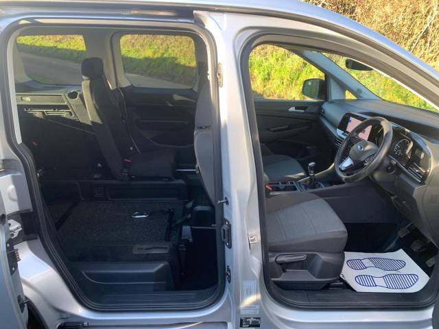 2023 Ford Tourneo Connect 2.0 EcoBlue Titanium 5dr WHEELCHAIR ACCESSIBLE VEHICLE 3 SEATS