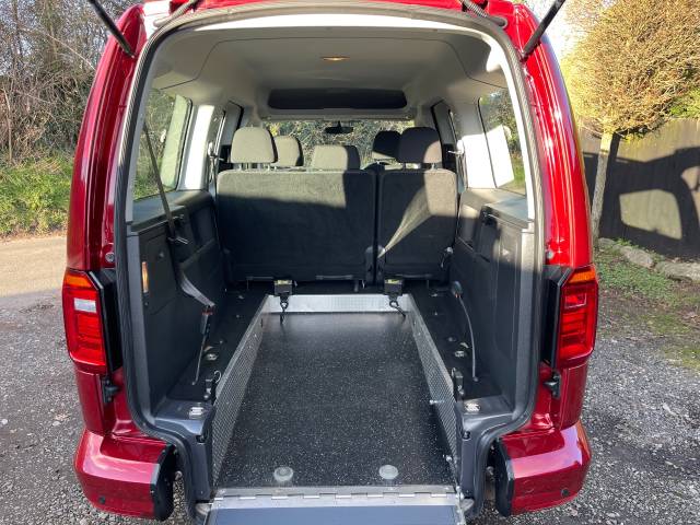 2020 Volkswagen Caddy Maxi Life 2.0 TDI 5dr DSG AUTO WHEELCHAIR ACCESSIBLE VEHICLE 5 SEATS