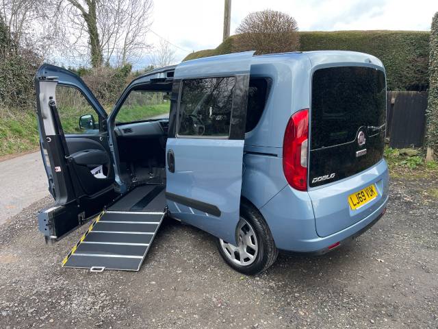 Fiat Doblo 1.6 Multijet 16V Active RIDE UPFRONT WHEELCHAIR ACCESSIBLE VEHICLE Wheelchair Adapted Diesel Blue