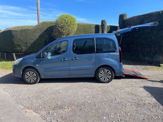 2018 Peugeot Partner Tepee 1.6 HORIZON RS BLUE HDI S/S AUTOMATIC WHEELCHAIR ACCESSIBLE VEHICLE 5 SEATS
