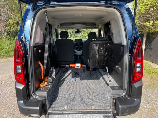 2020 Citroen Berlingo 1.5 BlueHDi 100 Feel M 5dr WHEELCHAIR ACCESSIBLE VEHICLE 3 SEATS