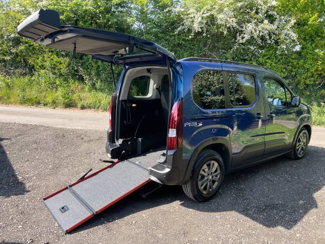 Peugeot Rifter 1.5 BlueHDi 130 Allure 5dr AUTOMATIC WHEELCHAIR ACCESSIBLE VEHICLE 3 SEATS Wheelchair Adapted Diesel Blue