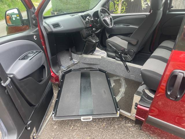2021 Fiat Doblo 1.3 Multijet 16V 95 S/S RIDE UPFRONT WHEELCHAIR ACCESSIBLE VEHICLE 4 SEATS