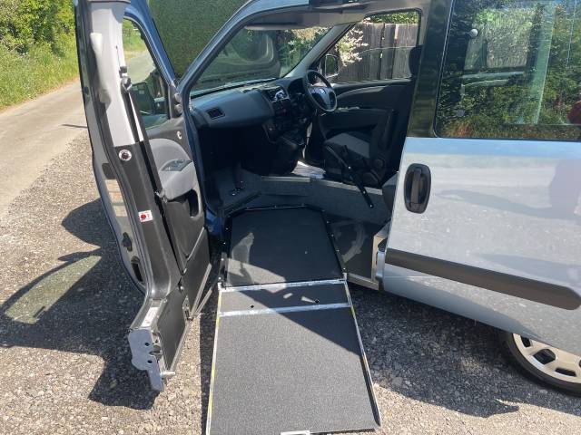 2021 Fiat Doblo 1.3 Multijet 16V 95 S/S RIDE UPFRONT WHEELCHAIR ACCESSIBLE VEHICLE 4 SEATS