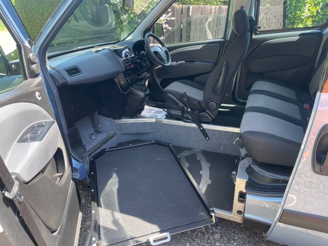 2021 Fiat Doblo 1.3 Multijet 16V 95 S/S RIDE UPFRONT WHEELCHAIR ACCESSIBLE VEHICLE 4 SEATS