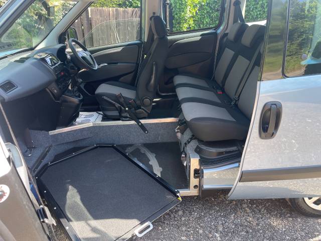 2021 Fiat Doblo 1.3 Multijet 16V 95 S/S RIDE UPFRONT WHEELCHAIR ACCESSIBLE VEHICLE 4 SEATS
