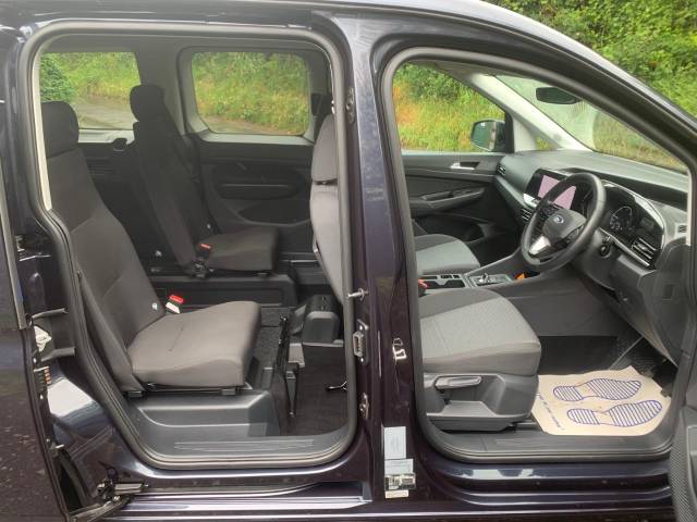 2024 Ford Tourneo Connect 2.0 EcoBlue Titanium 5dr AUTO WHEELCHAIR ACCESSIBLE VEHICLE 4 SEATS