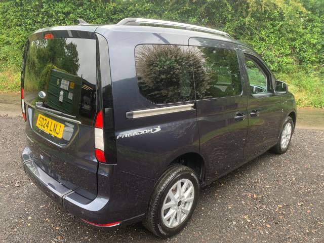 2024 Ford Tourneo Connect 2.0 EcoBlue Titanium 5dr AUTO WHEELCHAIR ACCESSIBLE VEHICLE 4 SEATS