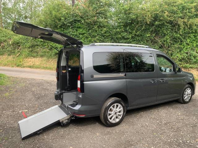 2024 Ford Tourneo Connect 2.0 EcoBlue Titanium 5dr AUTO 5 SEAT WHEELCHAIR ACCESSIBLE VEHICLE