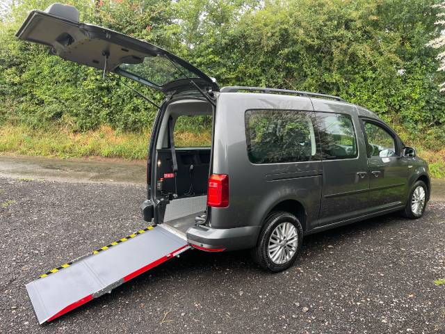 Volkswagen Caddy Maxi Life 2.0 TDI 5dr WHEELCHAIR ACCESSIBLE VEHICLE 5 SEATS Wheelchair Adapted Diesel Grey
