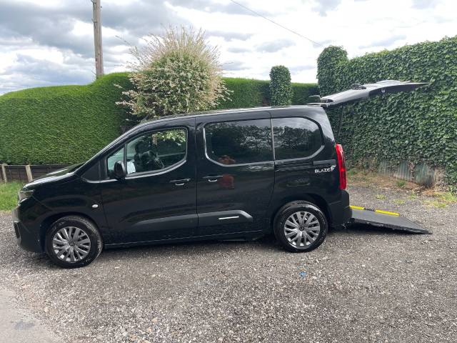 2024 Citroen Berlingo 1.5 BlueHDi 130 Plus M 5dr AUTOMATIC WHEELCHAIR ACCESSIBLE VEHICLE 4 SEATS