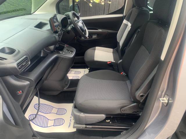 2024 Citroen Berlingo 1.5 BlueHDi 130 Plus M 5dr AUTOMATIC 3 SEATS WHEELCHAIR ACCESSIBLE VEHICLE