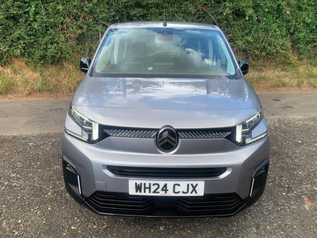 2024 Citroen Berlingo 1.5 BlueHDi 130 Plus M 5dr AUTOMATIC 3 SEATS WHEELCHAIR ACCESSIBLE VEHICLE