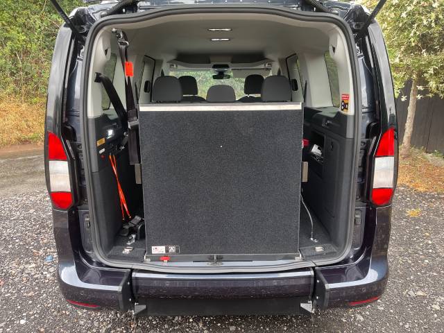 2024 Ford Tourneo Connect 2.0 EcoBlue Titanium 5dr 5 SEAT WHEELCHAIR ACCESSIBLE VEHICLE