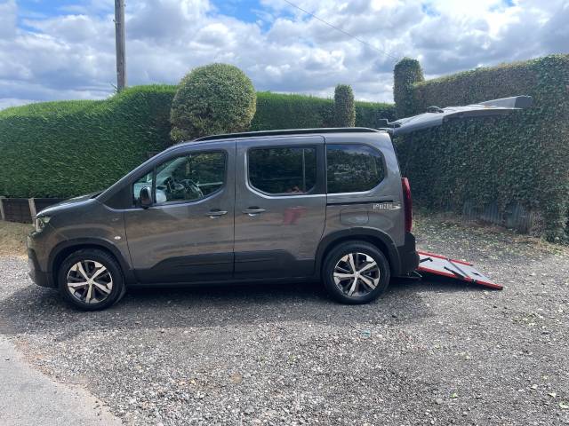 2024 Peugeot Rifter 1.5 BlueHDi 130 Allure 5dr AUTOMATIC WHEELCHAIR ACCESSIBLE VEHICLE 3 SEATS