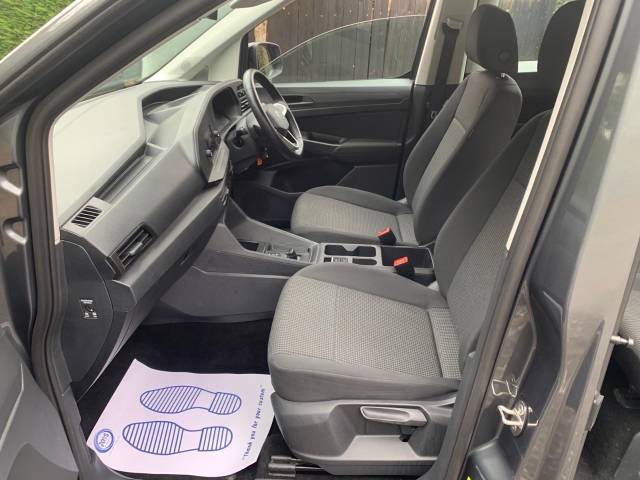 2022 Volkswagen Caddy Maxi 2.0 TDI 122 5dr DSG AUTOMATIC WHEELCHAIR ACCESSIBLE VEHICLE 5 SEATS