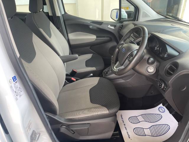 2020 Ford Tourneo-courier 1.5 TDCi Zetec 5dr WHEELCHAIR ACCESSIBLE VEHICLE