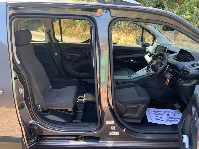 2021 Peugeot Rifter 1.2 PureTech 130 Allure AUTOMTIC WHEELCHAIR ACCESSIBLE VEHICLE
