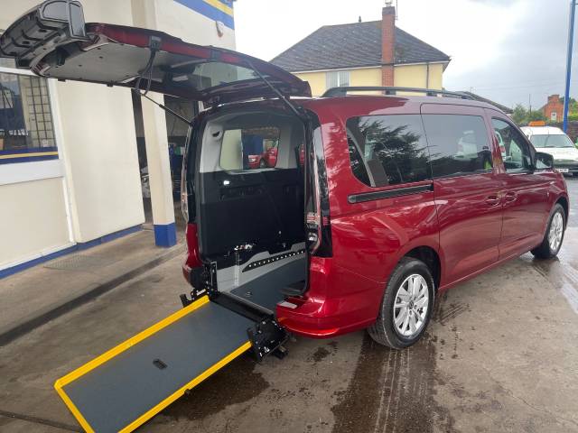 2024 Volkswagen Caddy Maxi 1.5 TSI Life 5dr DSG AUTOMATIC WHEELCHAIR ACCESSIBLE VEHICLE 5 SEATS