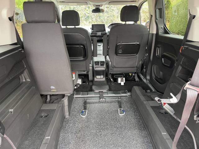 2021 Peugeot Rifter 1.2 PureTech 130 Allure Premium 5dr AUTO PETROL WHEELCHAIR ACCESSIBLE VEHICLE 3 SEATS