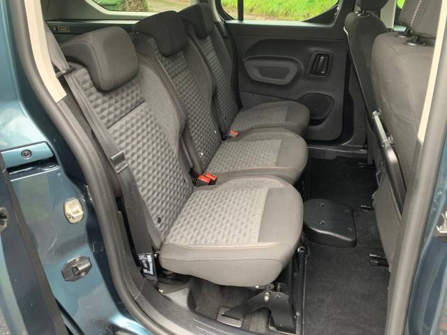 2024 Peugeot Rifter 1.5 BlueHDi 100 Allure 5dr WHEELCHAIR ACCESSIBLE VEHICLE 5 SEATS