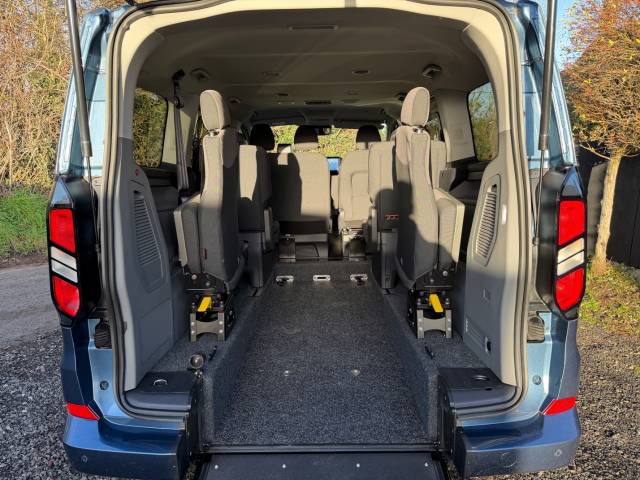 2025 Ford Tourneo Custom 2.0 EcoBlue 136ps H1 Titanium AUTOMATIC WHEELCHAIR ACCESSIBLE VEHICLE 7 SEATS
