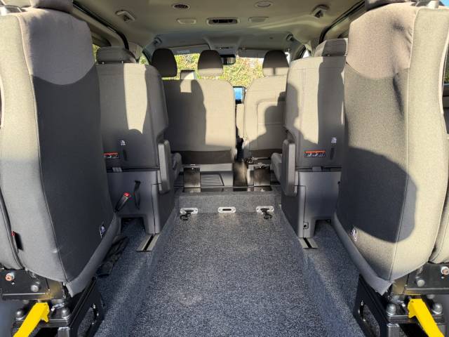 2025 Ford Tourneo Custom 2.0 EcoBlue 136ps H1 Titanium AUTOMATIC WHEELCHAIR ACCESSIBLE VEHICLE 7 SEATS