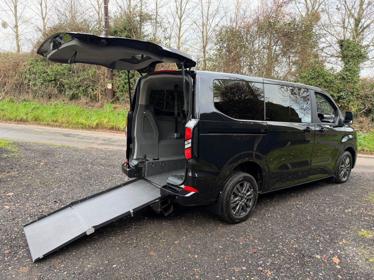 2025 Ford Tourneo Custom