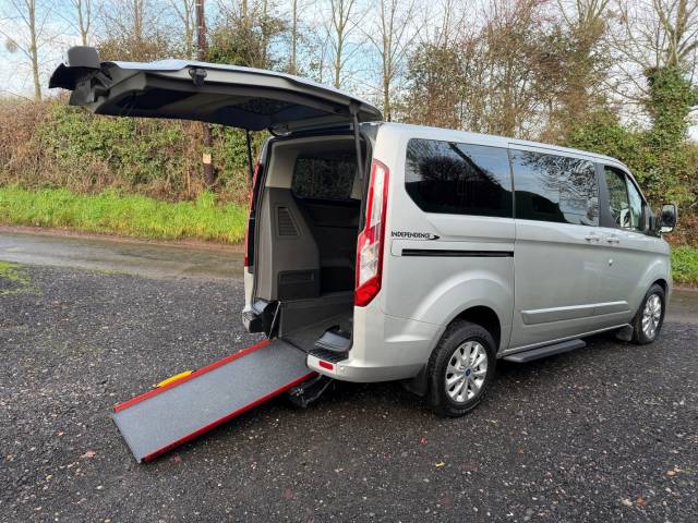 Ford Tourneo Custom 2.0 INDEPENDENCE RE AUTO Wheelchair Adapted Diesel Silver