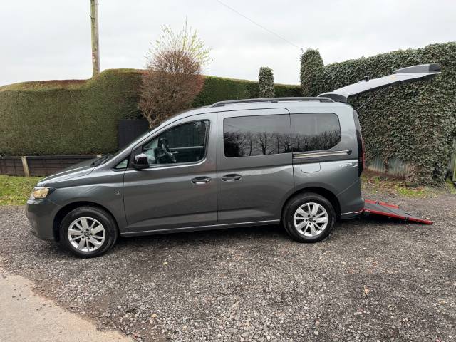 2024 Volkswagen Caddy 2.0 TDI 122 Life 5dr DSG AUTOMATIC WHEELCHAIR ACCESSIBLE VEHICLE 3 SEATS