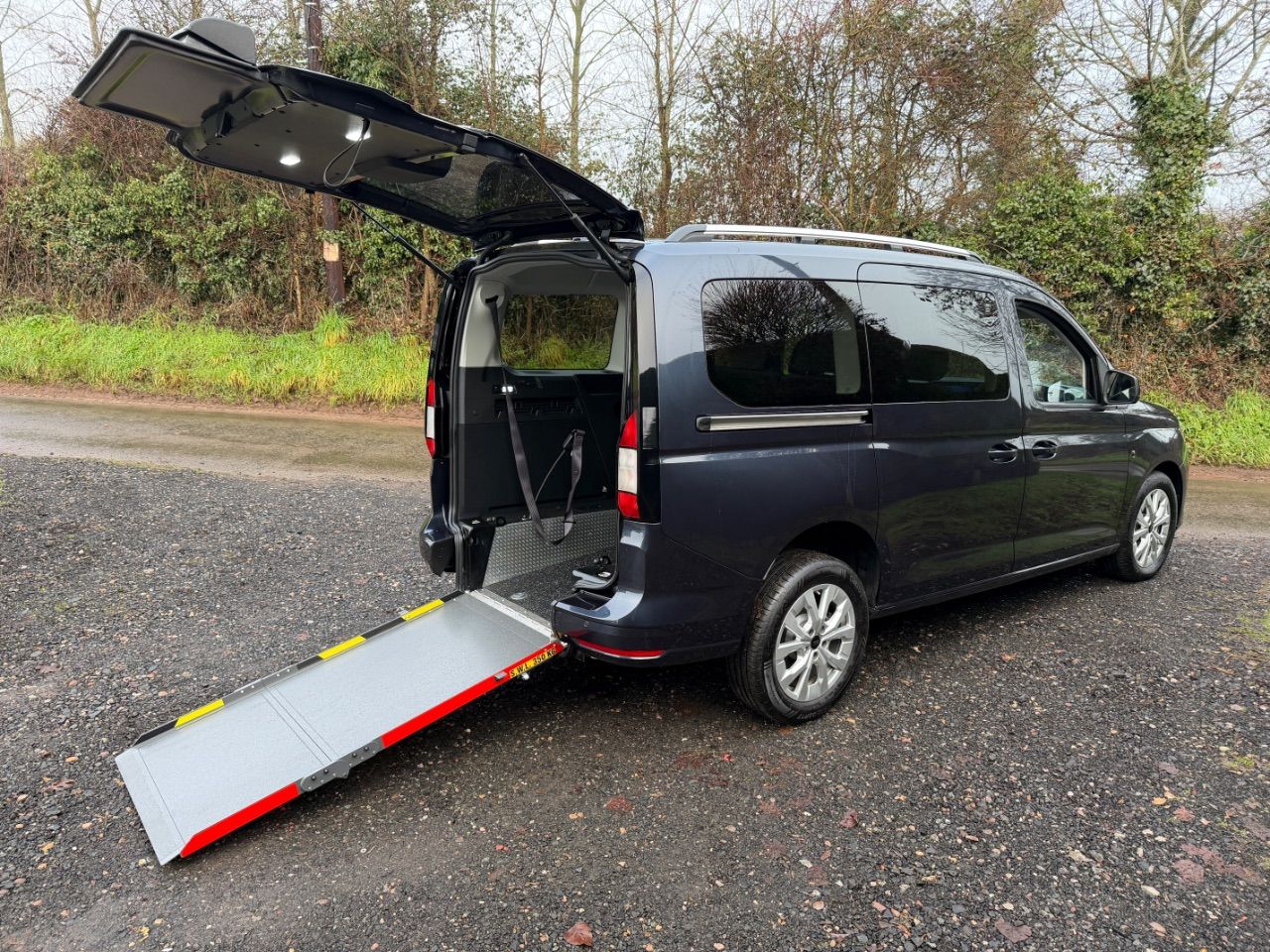 2025 Ford Grand Tourneo Connect