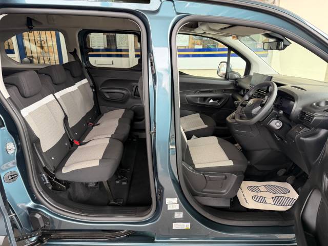 2025 Citroen Berlingo 1.5 BlueHDi 100 Plus XL 5dr WHEELCHAIR ACCESSIBLE VEHICLE 5 SEATS