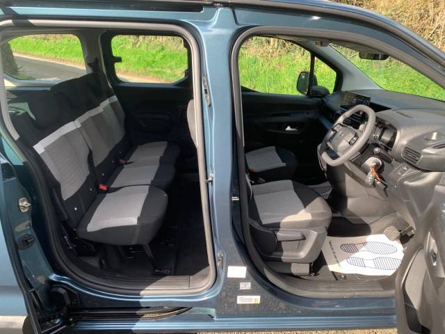 2026 Citroen Berlingo 1.5 BlueHDi 130 Plus XL 5dr AUTOMATIC WHEELCHAIR ACCESSIBLE VEHICLE 5 SEATS