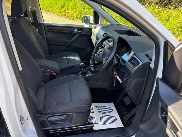 2021 Volkswagen Caddy Maxi Life 2.0 TDI 5dr DSG AUTOMATIC WHEELCHAIR ACCESSIBLE VEHICLE 4 SEATS WINCH