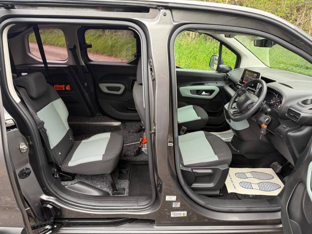 2021 Citroen Berlingo 1.2 PureTech 130 Feel M 5dr PETROL AUTO WHEELCHAIR ACCESSIBLE VEHICLE 3 SEATS
