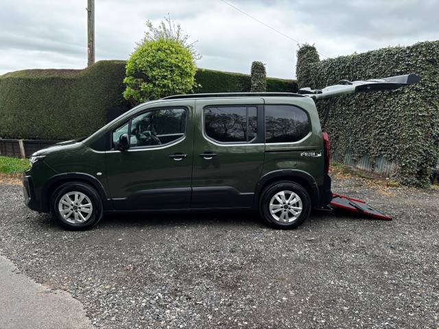 2025 Peugeot Rifter 1.5 RIFTER HORIZON RE TD AUTOMATIC WHEELCHAIR ACCESSIBLE VEHICLE
