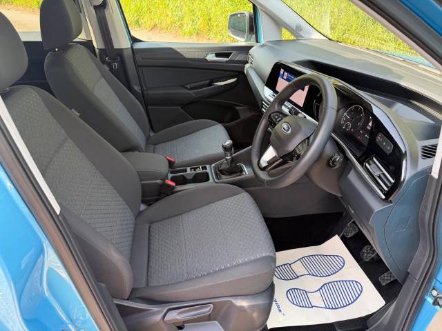 2024 Ford Tourneo Connect 2.0 EcoBlue Titanium 5dr WHEELCHAIR ACCESSIBLE VEHICLE 5 SEATS