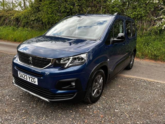 2023 Peugeot Rifter 1.5 BlueHDi 130 Allure 5dr AUTO 3 SEATS PLUS WHEELCHAIR PASSENGER
