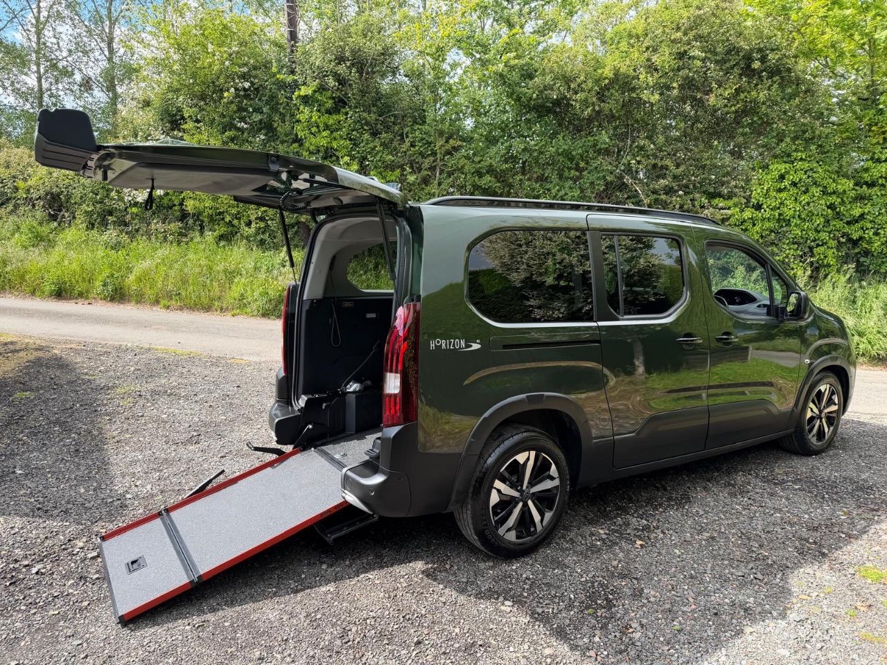 2025 Peugeot Rifter