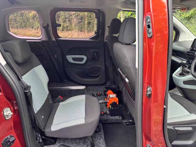2022 Citroen Berlingo 1.2 PureTech Feel M 5dr WHEELCHAIR ACCESSIBLE VEHICLE 3 SEATS