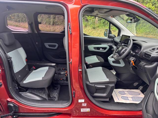 2022 Citroen Berlingo 1.2 PureTech Feel M 5dr WHEELCHAIR ACCESSIBLE VEHICLE 3 SEATS