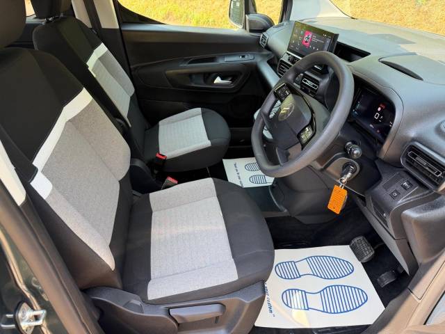 2025 Citroen Berlingo 1.5 BlueHDi 130 Plus M 5dr AUTOMATIC WHEELCHAIR ACCESSIBLE VEHICLE 3 SEATS
