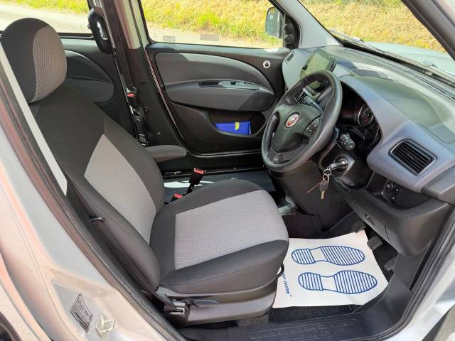 2022 Fiat Doblo 1.6 Multijet 16V 90 Tecnico RIDE UPFRONT WHEELCHAIR ACCESSIBLE VEHICLE 4 SEATS